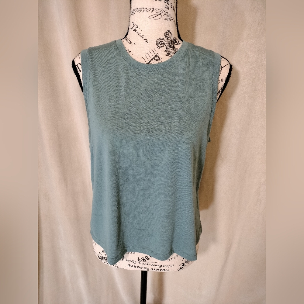 EUC! Athleta Women's Teal Tank Top. Size S